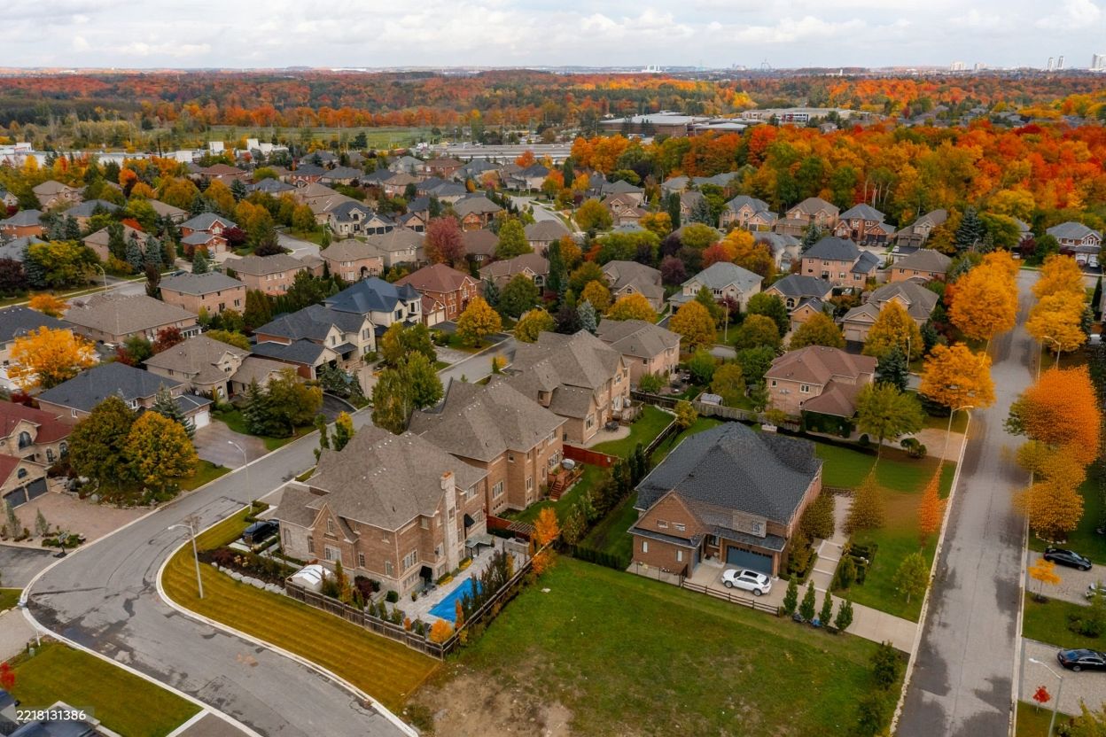 property-type-and-geographic-impact-toronto-hamilton-rental-investment