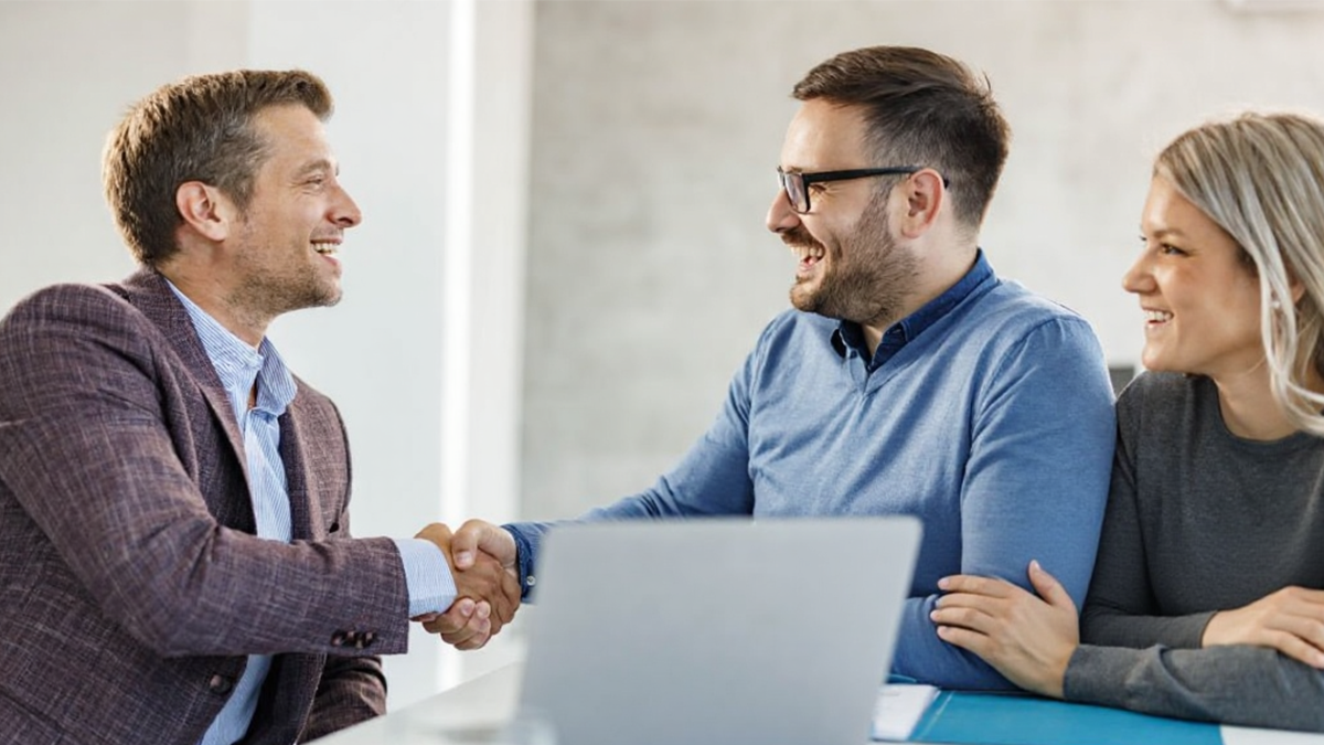 Trustworthy real estate agent in Canada