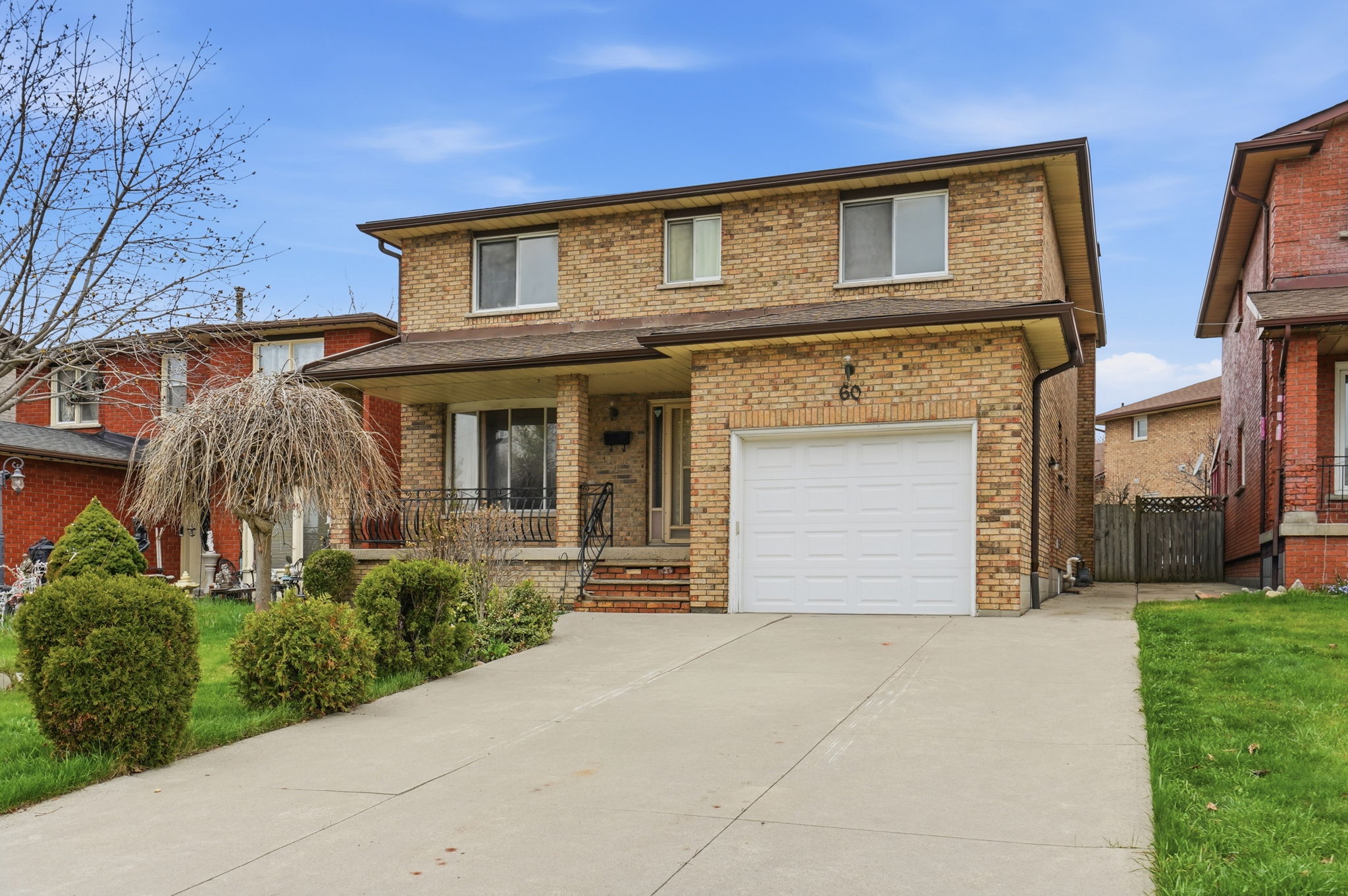 📍60 REXFORD Drive, Hamilton| $699,000 |🛌 4+2 bed 🛁 3.5 Bath|